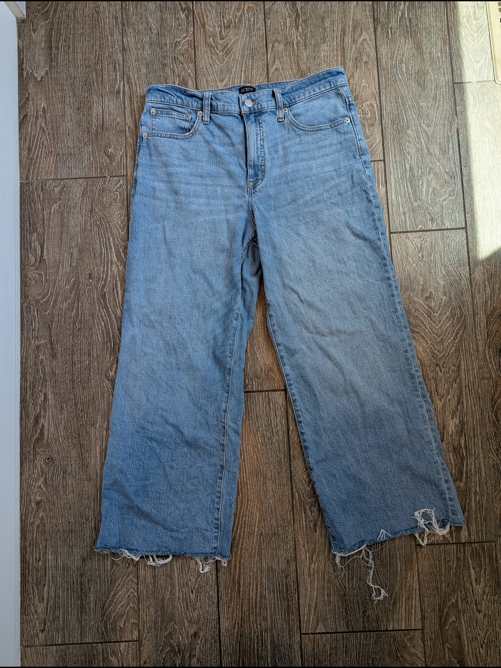 J. Crew Factory Wide Leg Crop Jeans Size 30 X 27 Raw Hem Light Wash Spring Rain - Picture 2 of 9